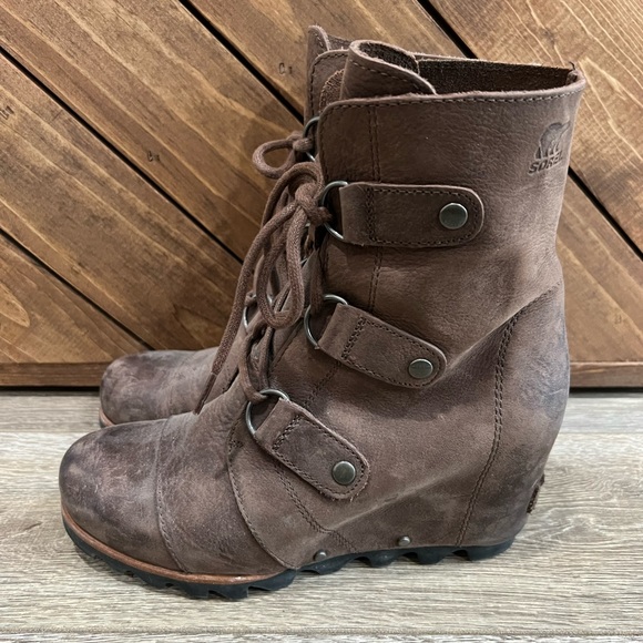 Sorel Joan Of Arctic Wedge Lace Up Boots - Picture 5 of 7